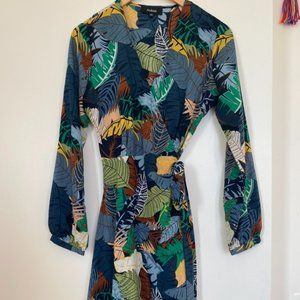 Botanical Print Wrap Dress, Size M
